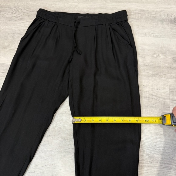 Talula Aritzia Black Women's Los Feliz Joggers Size M - Picture 8 of 17